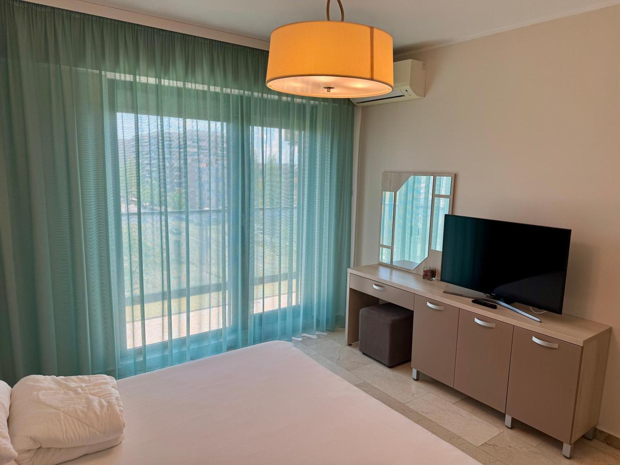 Sophia 3 Luxury Apartments Mamaia Værelse billede