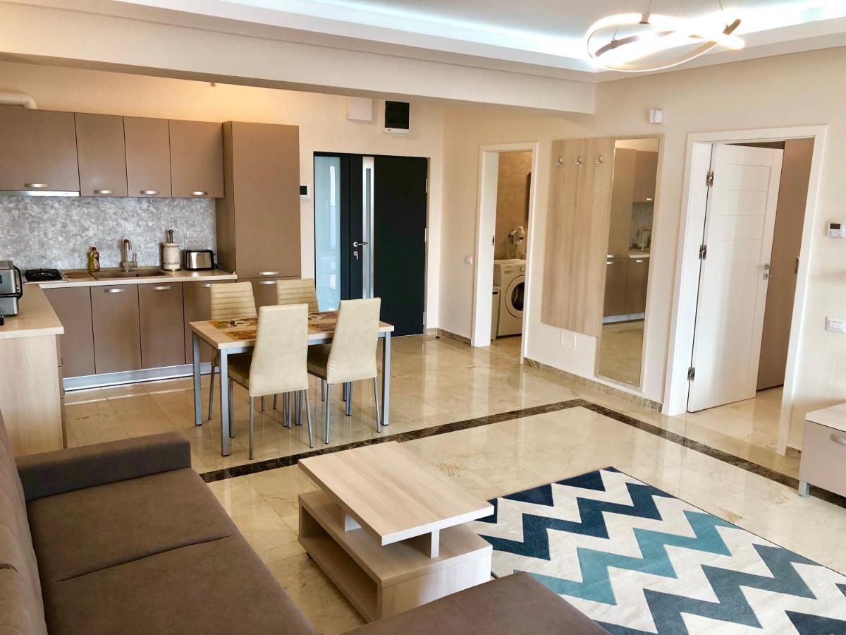 Sophia 3 Luxury Apartments Mamaia Eksteriør billede